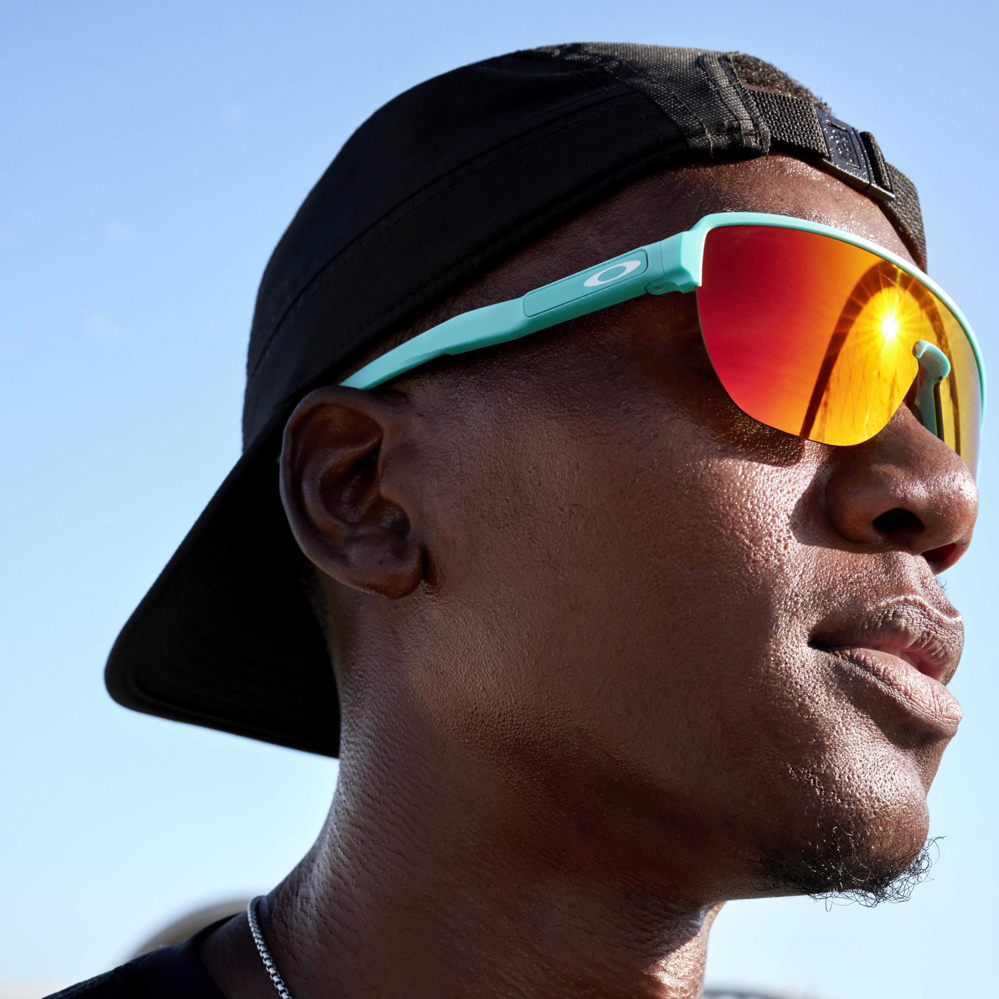 THE RUNNING SUNGLASS THAT HITS DIFFERENT: OAKLEY® CORRIDOR THE RUNNING SUNGLASS THAT HITS DIFFERENT: OAKLEY® CORRIDOR